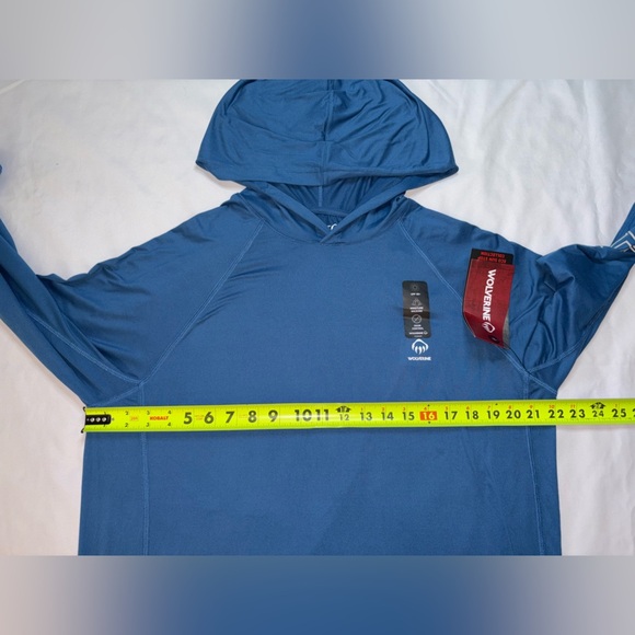 Wolverine NWT Size M Lake Blue Eco Sun Stop UPF 50 Long Sleeve Hooded Shirt - Picture 3 of 8